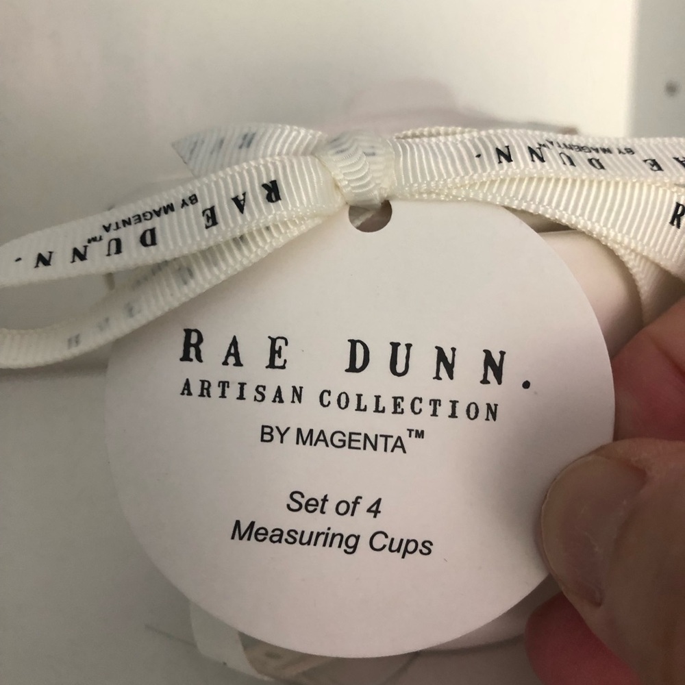 Rae Dunn Measuring cups - Picture 4 of 4
